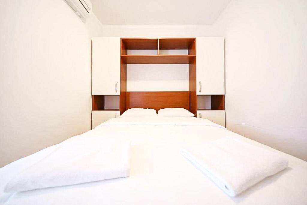 Apartmani "Jadran" Pag Town Dış mekan fotoğraf
