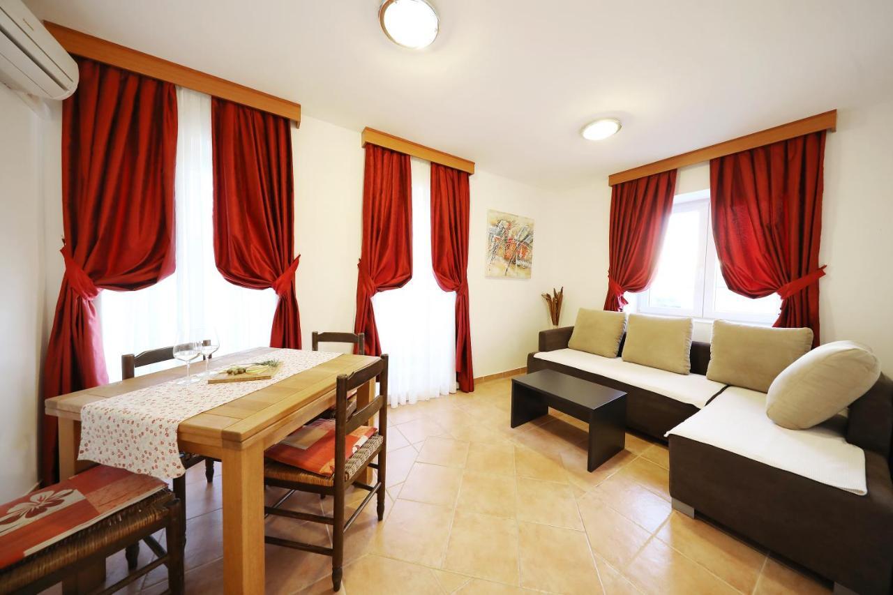 Apartmani "Jadran" Pag Town Dış mekan fotoğraf