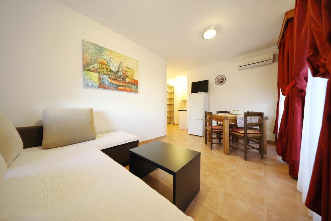 Apartmani "Jadran" Pag Town Dış mekan fotoğraf