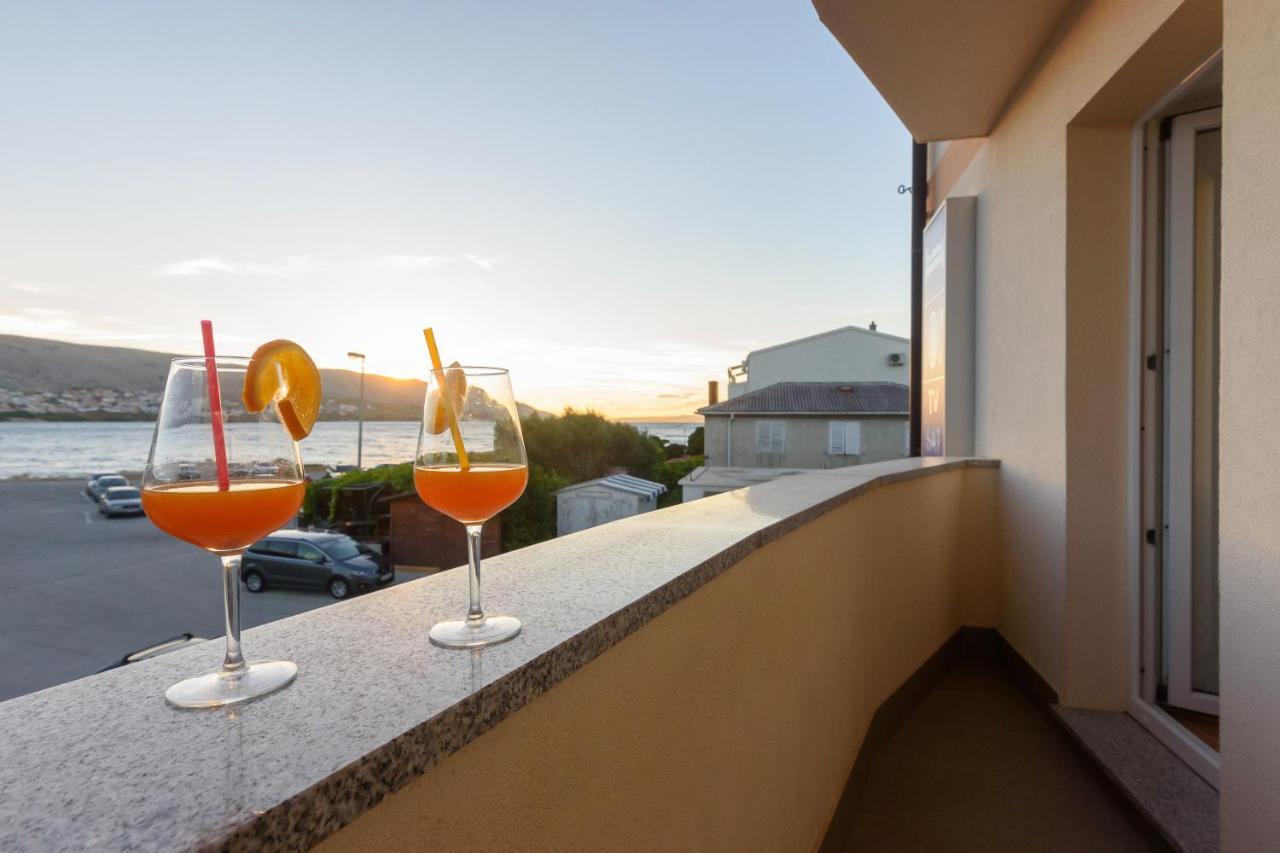 Apartmani "Jadran" Pag Town Dış mekan fotoğraf